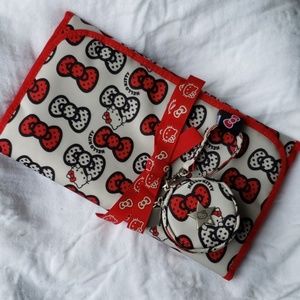 new hellokitty for jujube change pad and paci pod